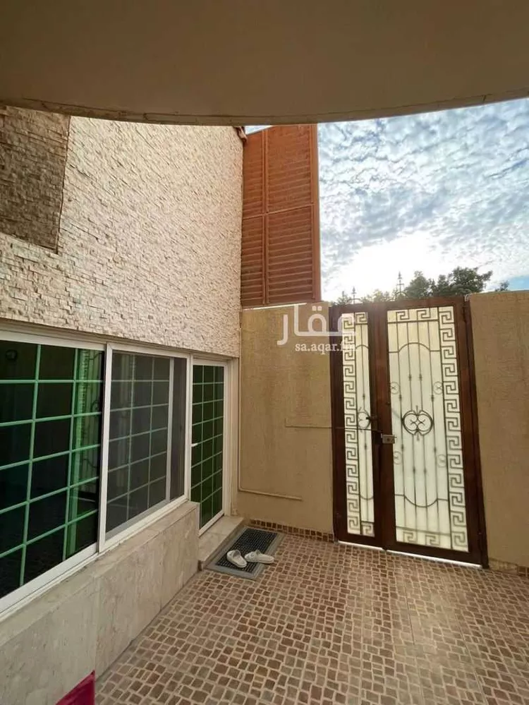 فيلا للبيع في شارع عبدالرحمن الفهري, حي التعاون, مدينة الرياض, منطقة الرياض صورة 2