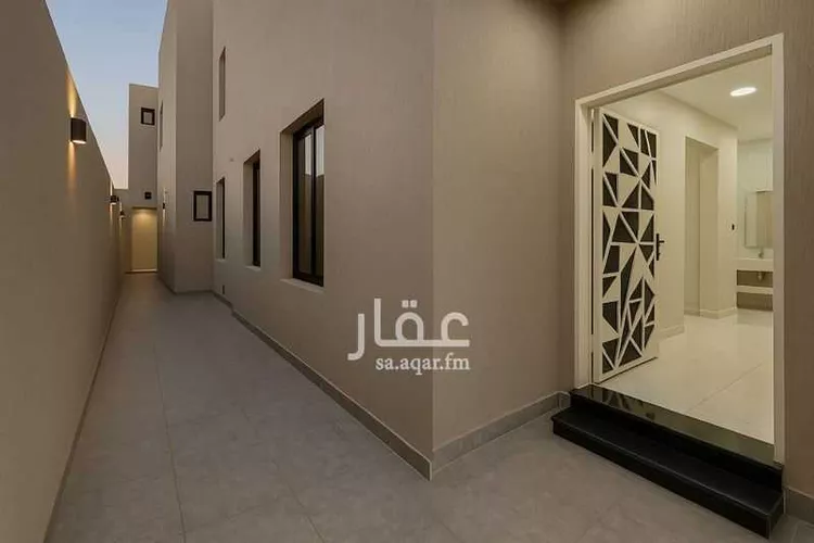 دور للبيع في شارع الأسعد القيسي, حي السلام, مدينة عنيزه, منطقة القصيم صورة 3