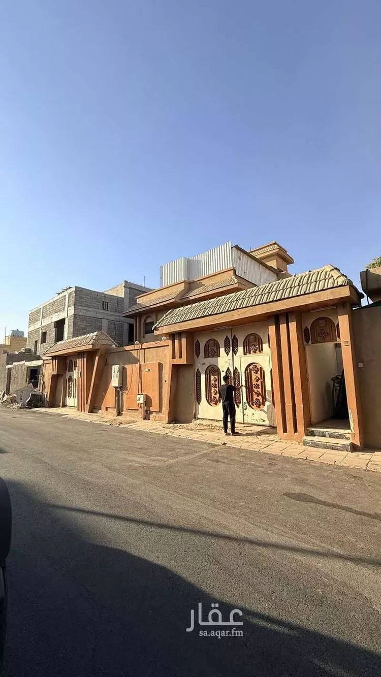 فيلا للبيع في شارع ابن الرطبي ، حي الملز ، الرياض ، منطقة الرياض