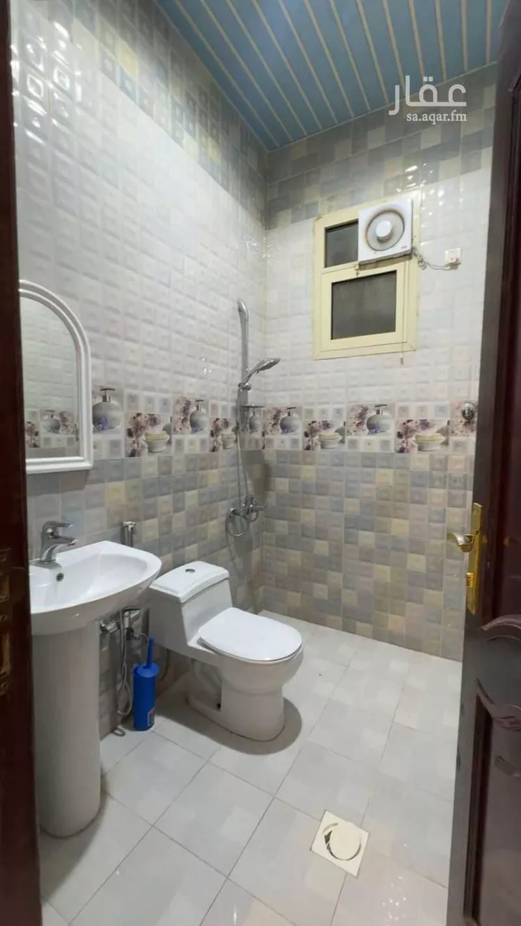 شقة للإيجار في شارع عين العزيزية, حي الضباب, مدينة أبها, منطقة عسير صورة 5