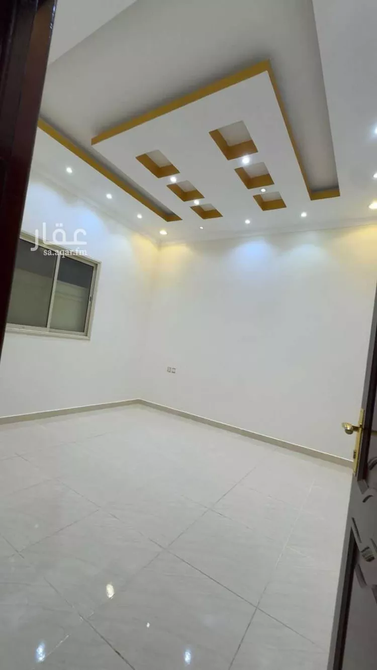 شقة للإيجار في شارع عين العزيزية, حي الضباب, مدينة أبها, منطقة عسير