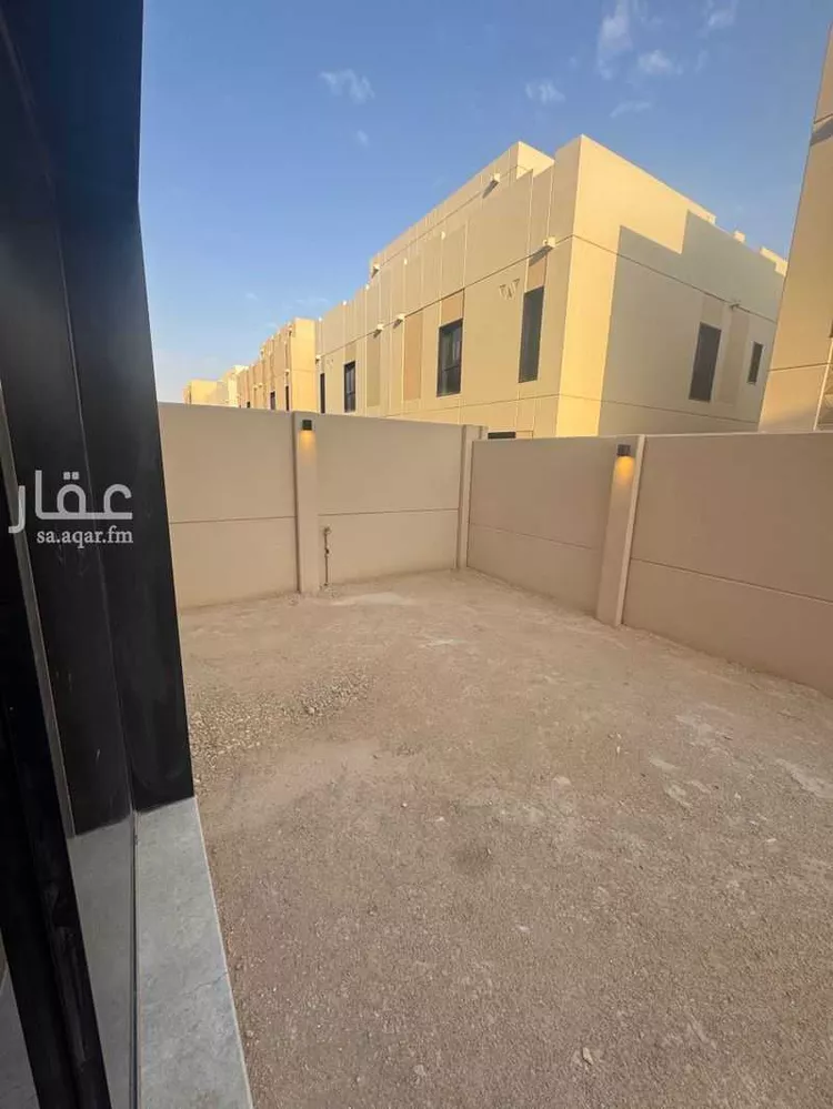فيلا للإيجار في شارع التينية ، حي مطار الملك خالد الدولي ، الرياض ، منطقة الرياض 7