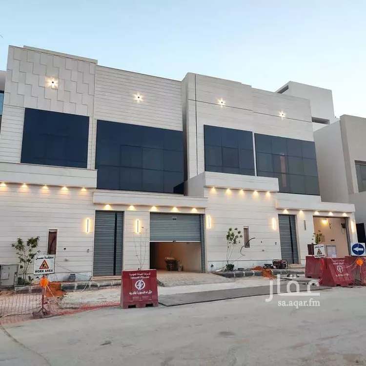 فيلا للبيع في شارع سعيد بن صديق ، حي العوالي ، الرياض ، منطقة الرياض صورة 3