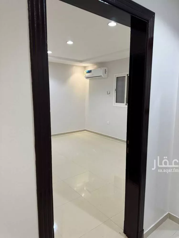 شقة للإيجار في شارع معن بن حذيفة, حي العريجاء, مدينة الرياض, منطقة الرياض صورة 3