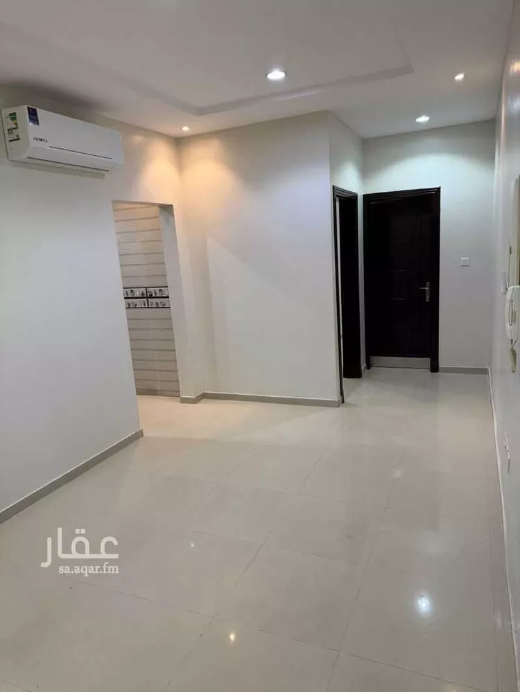 شقة للإيجار في شارع معن بن حذيفة, حي العريجاء, مدينة الرياض, منطقة الرياض صورة 2
