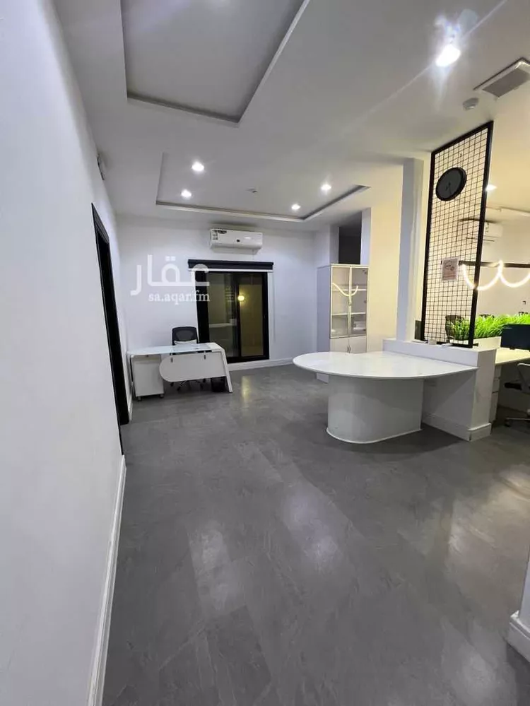 مكتب تجاري للإيجار في شارع حفصة بنت عمر, حي الروضة, مدينة الرياض, منطقة الرياض صورة 3