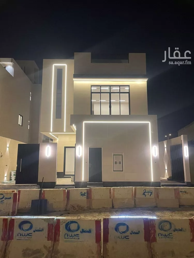 فيلا للبيع في شارع سليمان الصقلي, حي العارض, مدينة الرياض, منطقة الرياض صورة 2