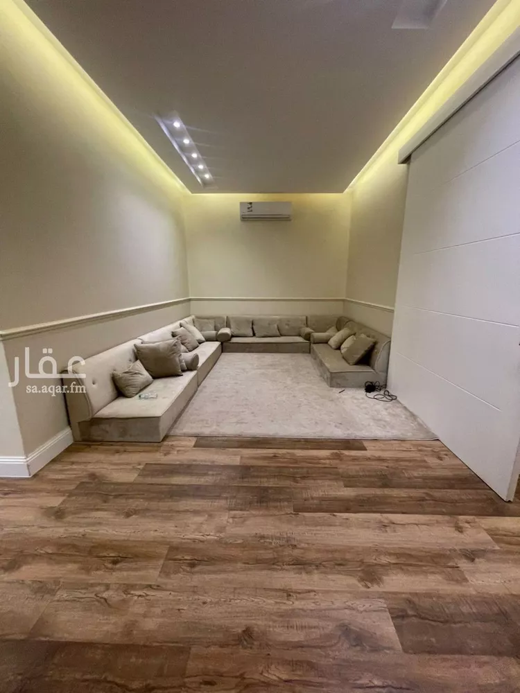 فيلا للبيع في شارع أحمد الغزالي, حي العارض, مدينة الرياض, منطقة الرياض صورة 2