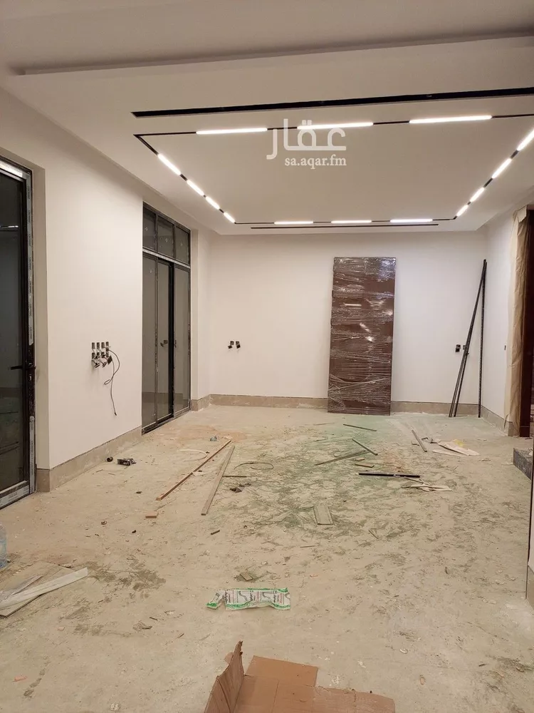 فيلا للبيع في شارع عبدالعزيز الدراوردي, حي العارض, مدينة الرياض, منطقة الرياض صورة 3