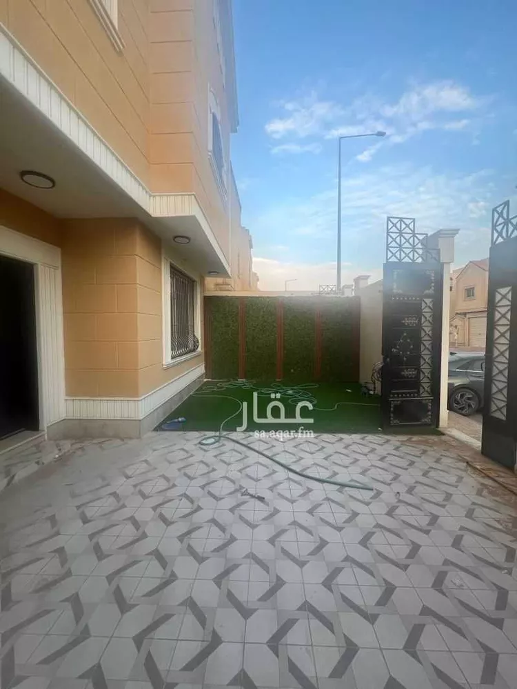 فيلا للبيع في شارع رقم 38, حي العزيزية, مدينة الرياض, منطقة الرياض صورة 5