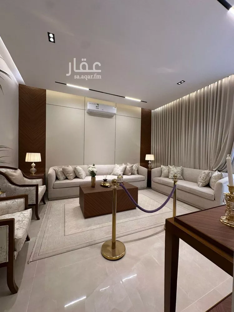 Floor for Sale in Riyadh Okaz 8
