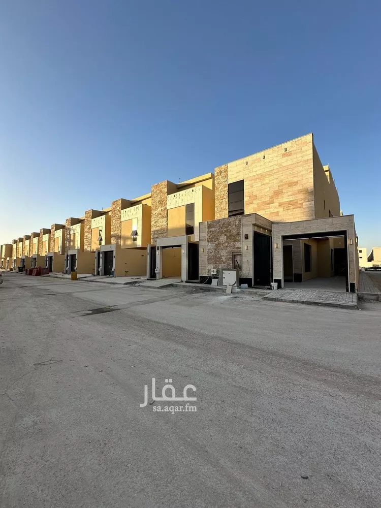 فيلا للبيع في شارع محمد بن أحمد القسطلاني, حي طويق, مدينة الرياض, منطقة الرياض صورة 2