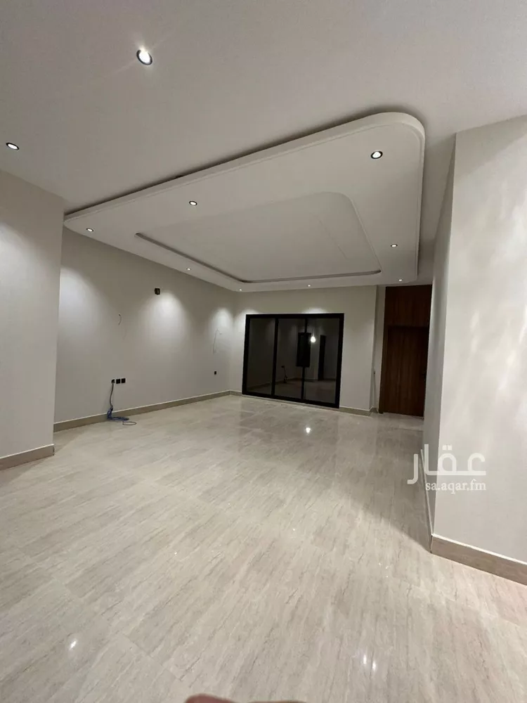 فيلا للبيع في شارع محمد بن أحمد الغزوي, حي المهدية, مدينة الرياض, منطقة الرياض صورة 5