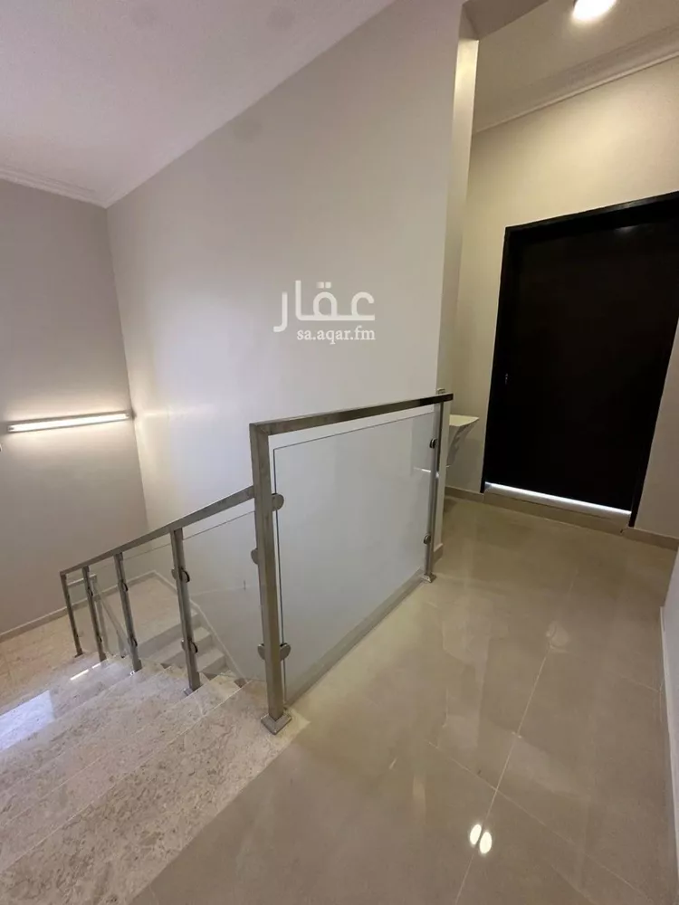 دور للبيع في شارع الصحراء, حي عكاظ, مدينة الرياض, منطقة الرياض 9