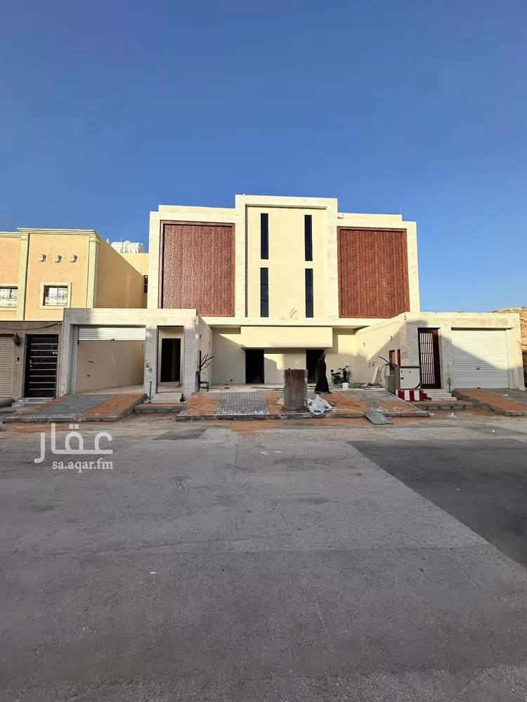 دور للبيع في شارع حمزة بن عبدالمطلب, حي الحزم, مدينة الرياض, منطقة الرياض