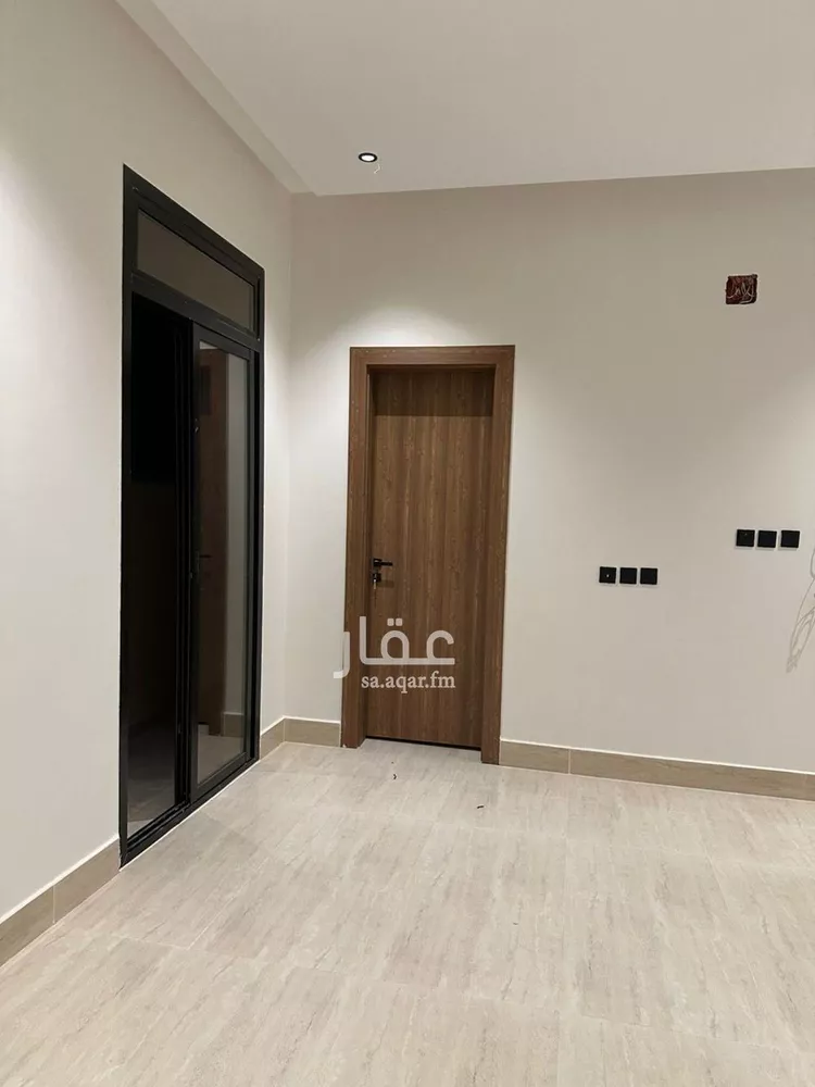 فيلا للبيع في شارع محمد بن أحمد الغزوي, حي المهدية, مدينة الرياض, منطقة الرياض صورة 3