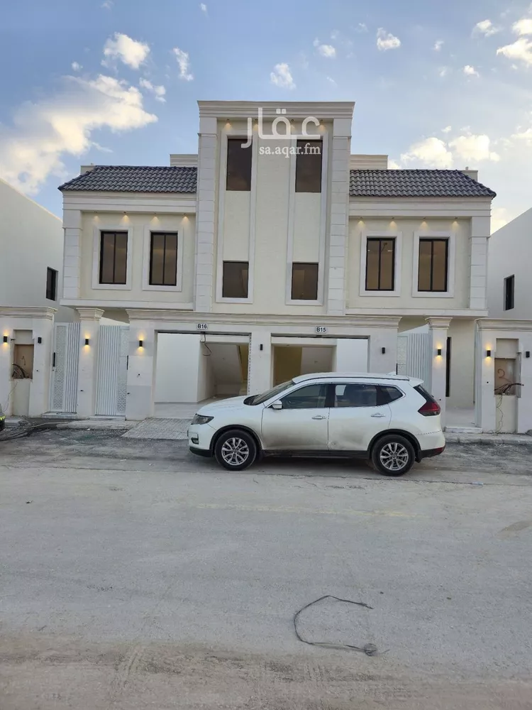 دور للبيع في شارع النفوذ, حي عكاظ, مدينة الرياض, منطقة الرياض