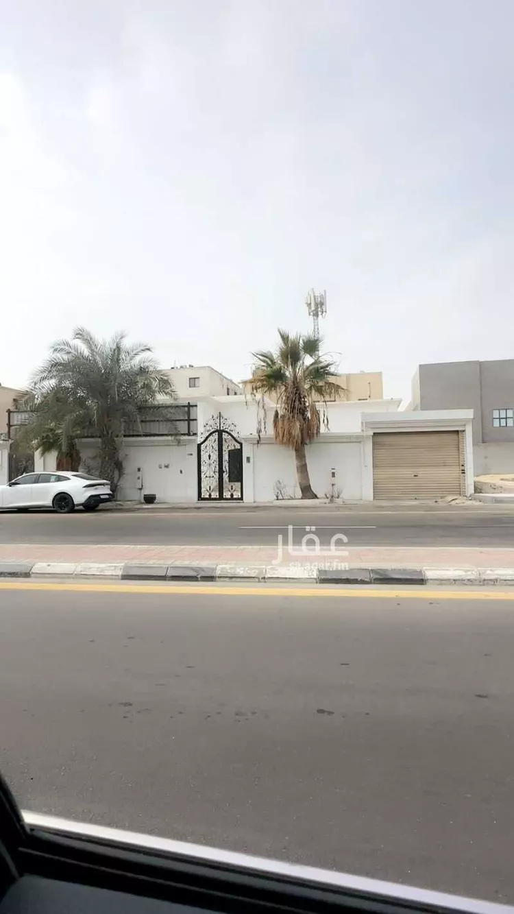 فيلا للبيع في شارع ابو سعيد النفيس, حي الجسر, مدينة الخبر, المنطقة الشرقية