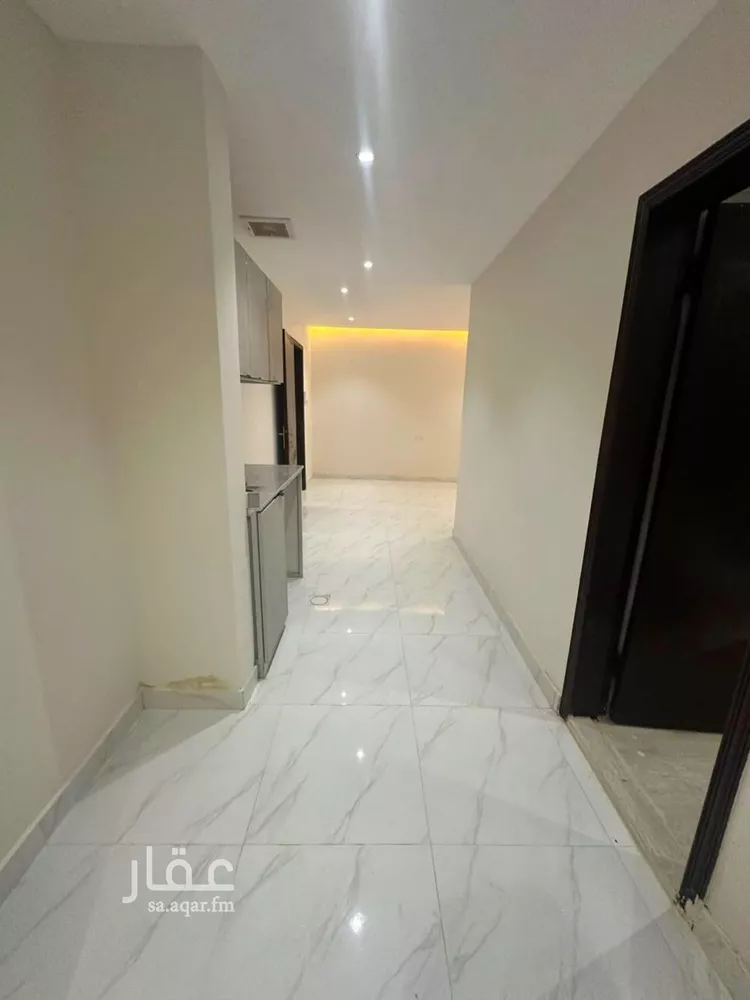 شقة للإيجار في شارع جنادة بن مالك, حي العوالي, مدينة الرياض, منطقة الرياض صورة 4