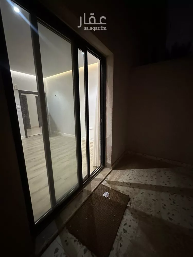 شقة للإيجار في شارع ابي سفيان بن حرب, حي النزهة, مدينة الرياض, منطقة الرياض صورة 2
