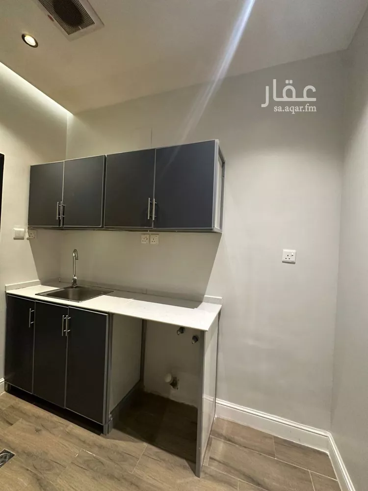 شقة للإيجار في شارع أبي سفيان بن حرب, حي النزهة, مدينة الرياض, منطقة الرياض صورة 3