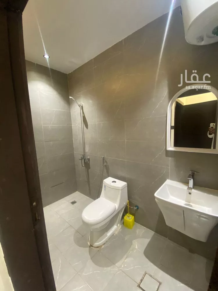 شقة للإيجار في شارع ابي سفيان بن حرب, حي مغرزات, مدينة الرياض, منطقة الرياض صورة 2