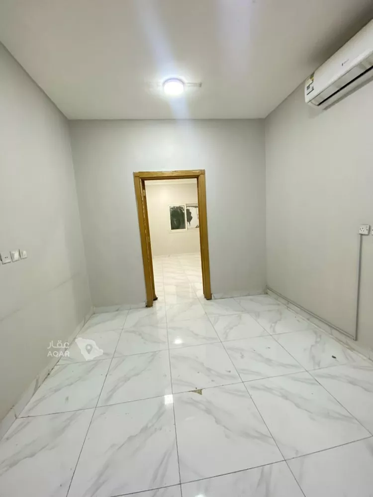 شقة للإيجار في شارع أبي سفيان بن حرب, حي النزهة, مدينة الرياض, منطقة الرياض 4