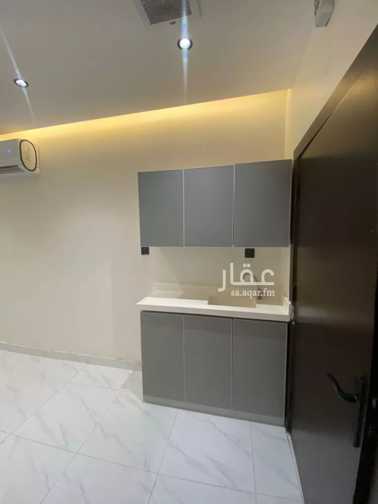 شقة للإيجار في شارع ابي سفيان بن حرب, حي مغرزات, مدينة الرياض, منطقة الرياض صورة 4