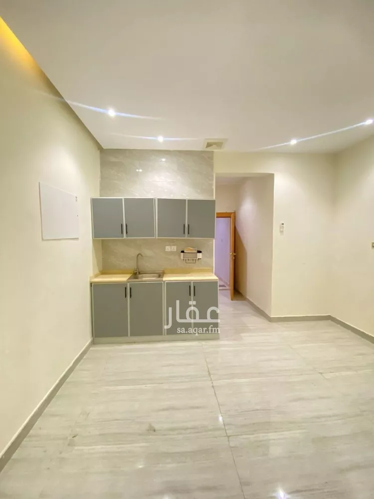 شقة للإيجار في شارع ابي سفيان بن حرب, حي مغرزات, مدينة الرياض, منطقة الرياض صورة 4