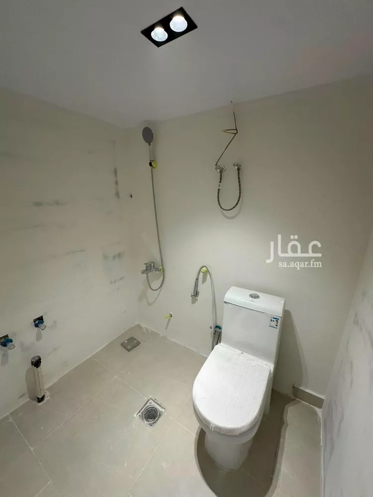 غرفة للإيجار في شارع الشفيقي, حي الحمراء, مدينة الرياض, منطقة الرياض