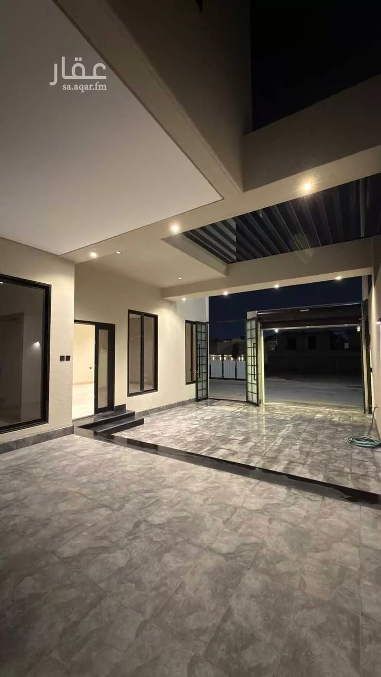 فيلا للبيع في شارع البهجه, حي الشعلة, مدينة الدمام, المنطقة الشرقية صورة 2