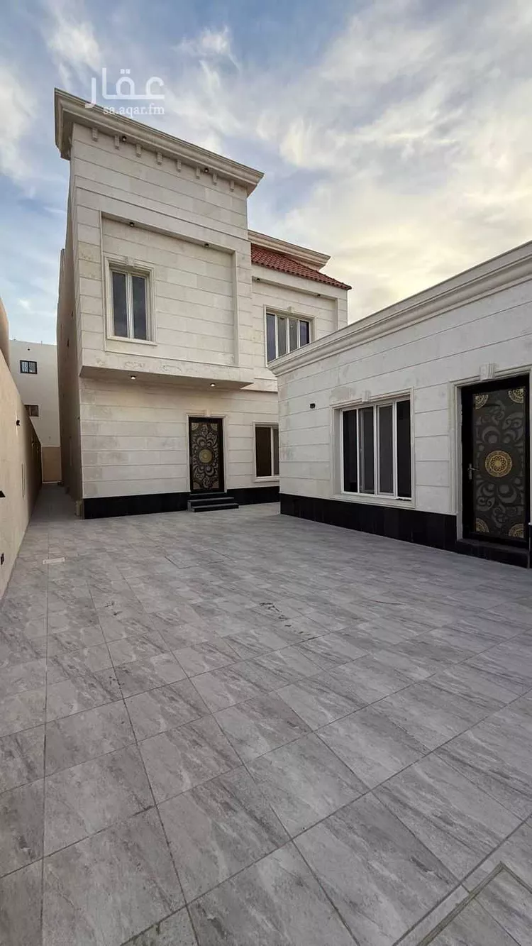 فيلا للبيع في شارع عبد الله بن عباس, حي الأمانة, مدينة الدمام, المنطقة الشرقية صورة 3