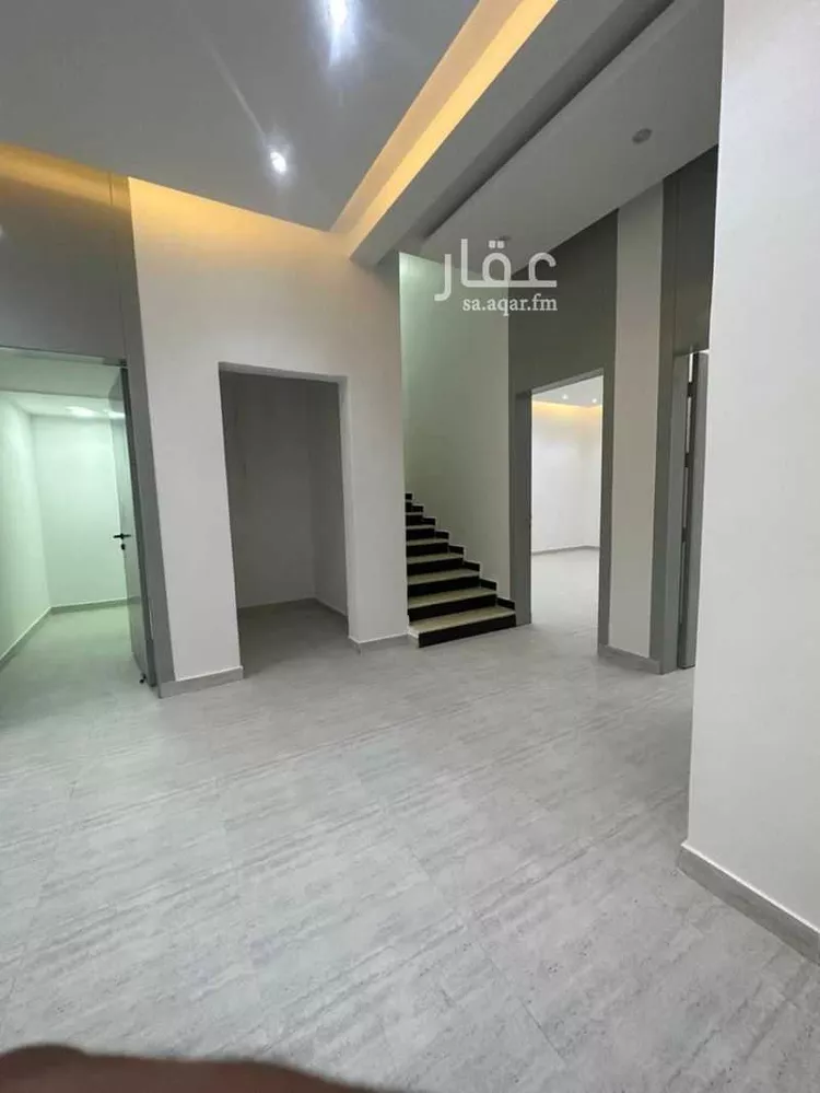 فيلا للبيع في شارع عبدالرحمن الصفوري, حي الرمال, مدينة الرياض, منطقة الرياض صورة 5