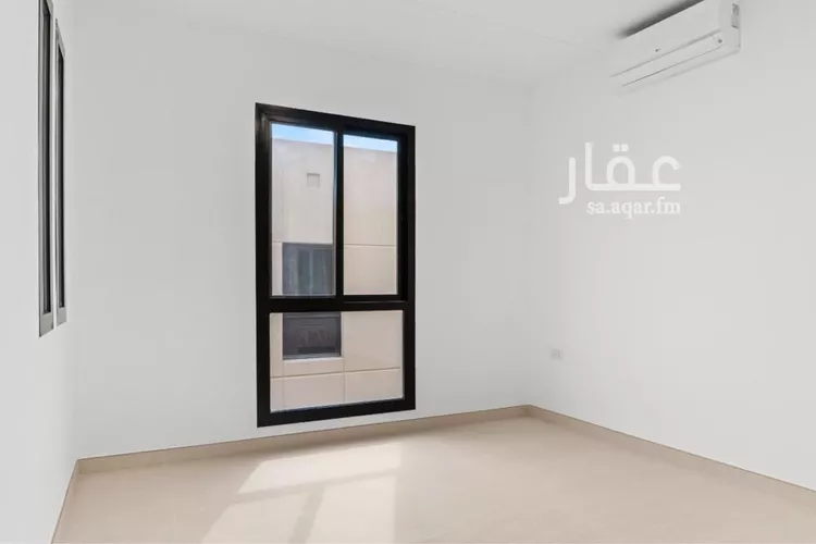 فيلا للبيع في شارع أحمد بن سليمان النجاد, حي المونسية, مدينة الرياض, منطقة الرياض صورة 5