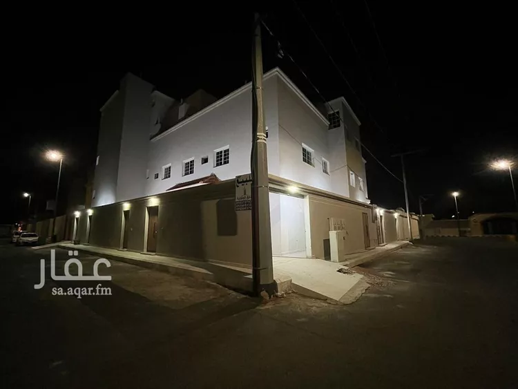 عمارة للبيع في شارع نهر العوجاء, حي صلاح الدين, مدينة حائل, منطقة حائل