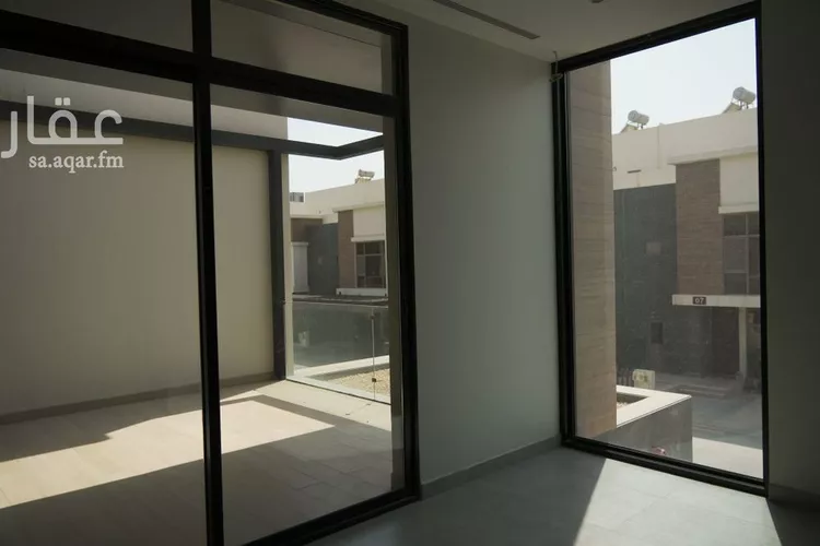 فيلا للبيع في شارع ريحانه بنت زيد, حي المونسية, مدينة الرياض, منطقة الرياض صورة 4