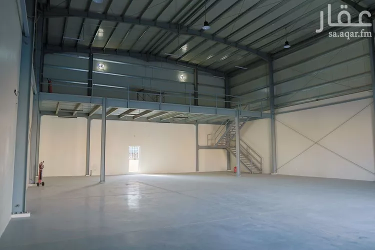 مستودع للإيجار في شارع سويد بن النعمان, حي العزيزية, مدينة الرياض, منطقة الرياض صورة 4