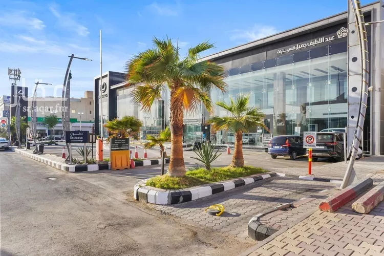 محل للإيجار في شارع عبدالعزيز بن معمر, حي الحمراء, مدينة الرياض, منطقة الرياض صورة 2