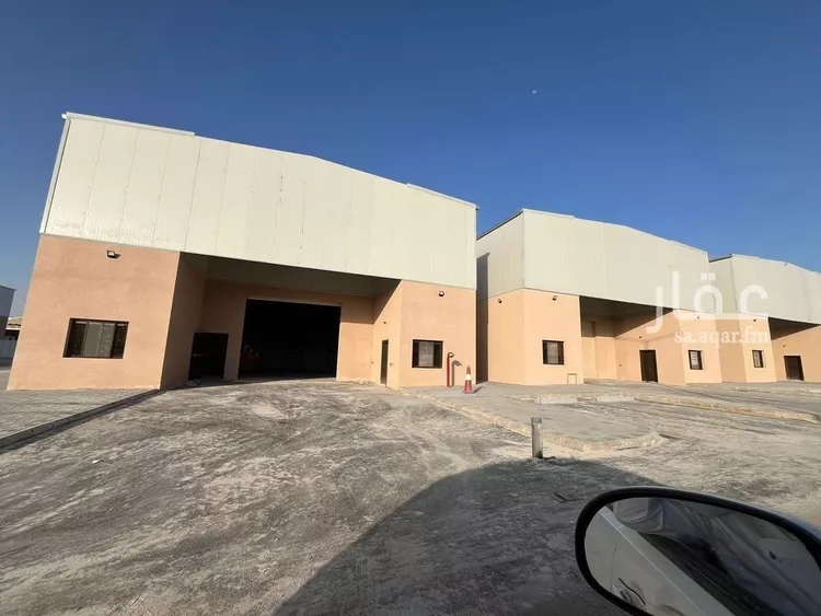 مستودع للإيجار في شارع سويد بن النعمان, حي العزيزية, مدينة الرياض, منطقة الرياض