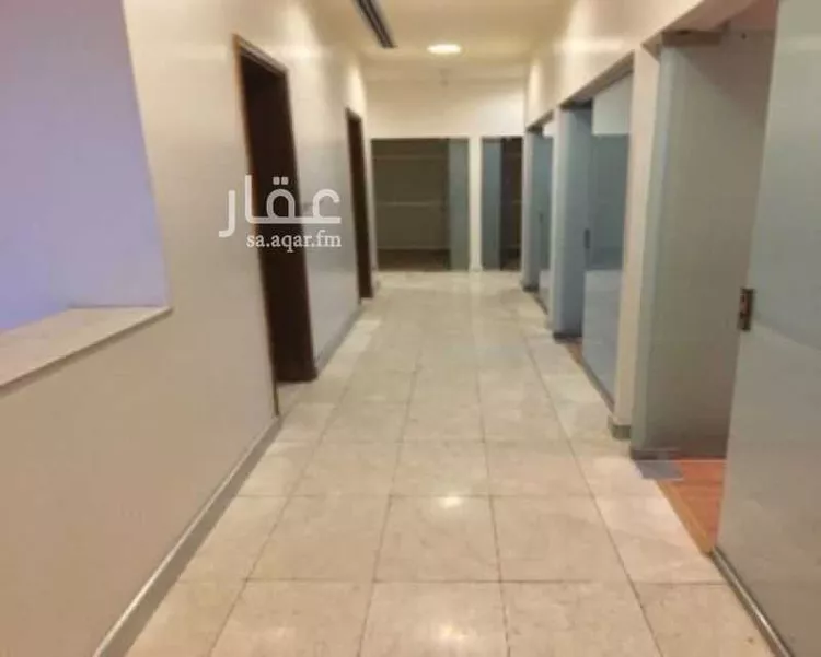 مكتب تجاري للإيجار في شارع المدينه المنوره, حي ظهرة البديعة, مدينة الرياض, منطقة الرياض صورة 4
