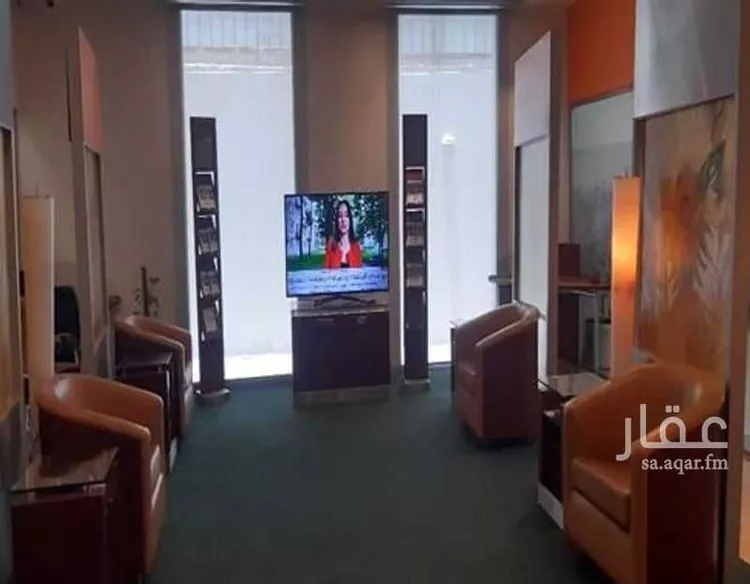 مكتب تجاري للإيجار في شارع الامير سعود بن جلوي, حي المحمدية, مدينة الاحساء, المنطقة الشرقية صورة 3