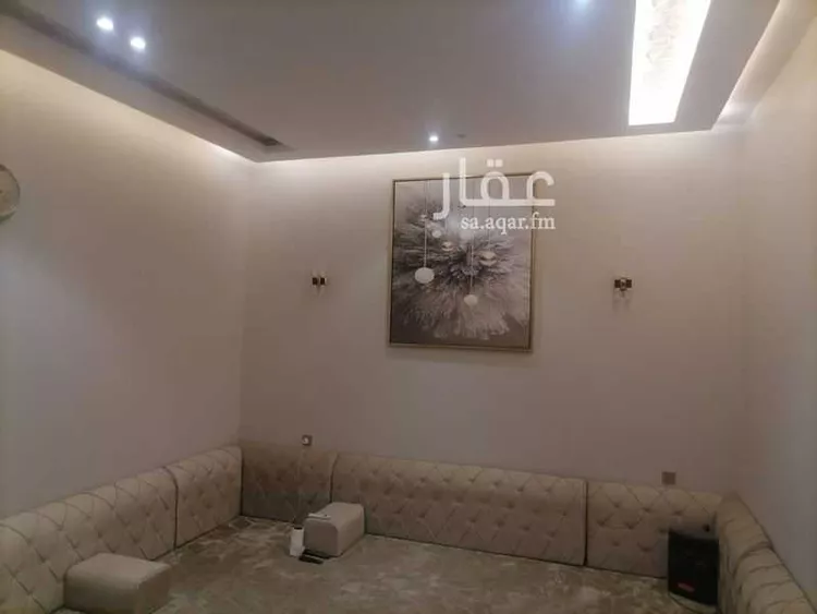 فيلا للبيع في شارع عمير بن سنان بن عرفطه, حي المونسية, مدينة الرياض, منطقة الرياض صورة 5