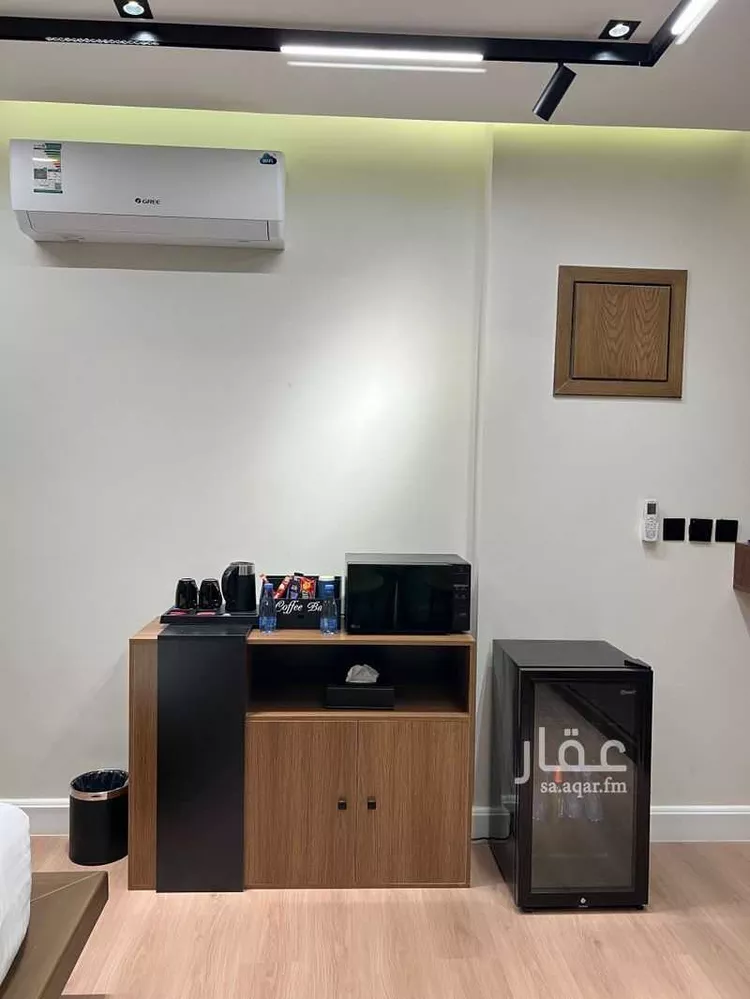 استديو مفروش للحجز في شارع سفيان بن النضر ، حي الحمراء ، الخبر ، الخبر صورة 4