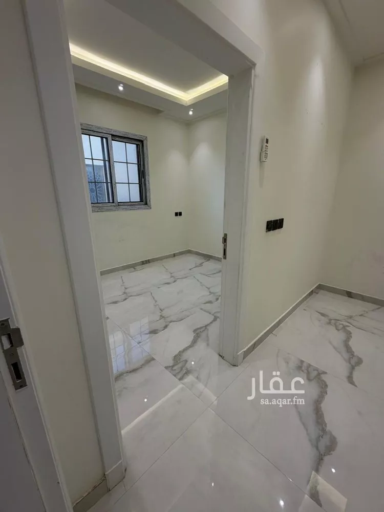 فيلا للإيجار في شارع إبراهيم بن صدقة, حي المهدية, مدينة الرياض, منطقة الرياض 23