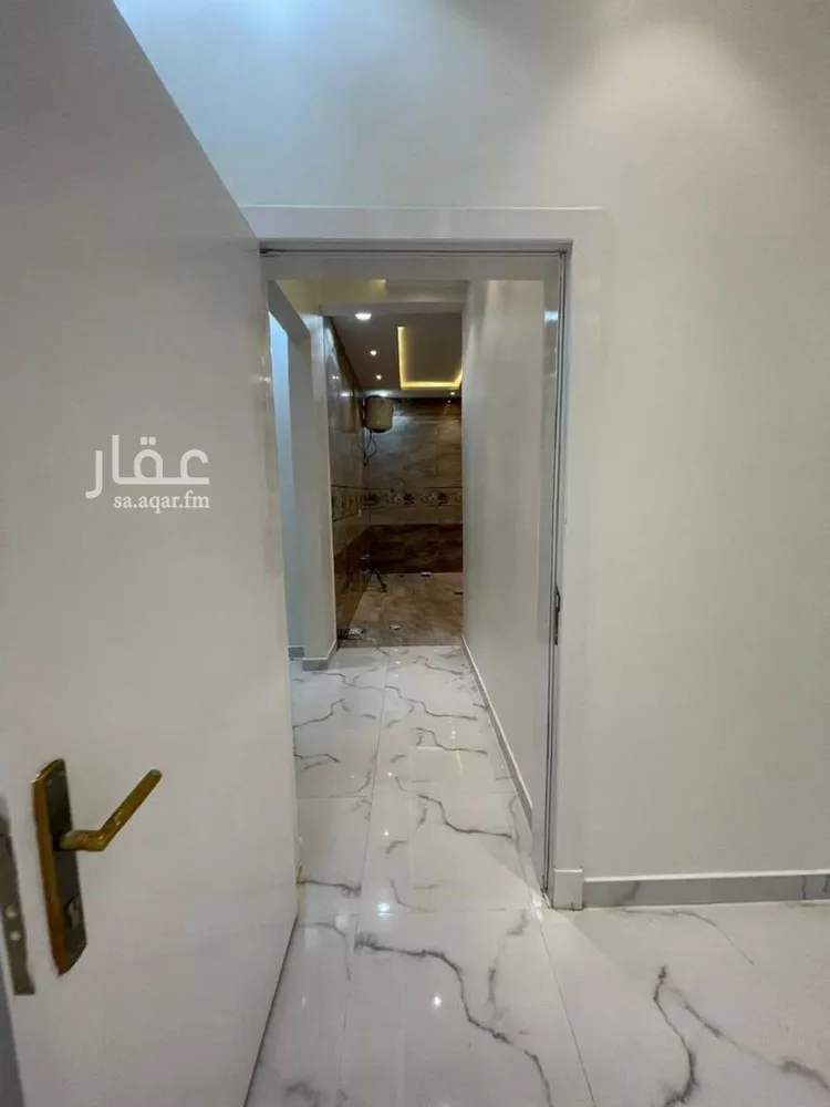 فيلا للإيجار في شارع أبي الحسن علي الجرجاني, حي المهدية, مدينة الرياض, منطقة الرياض 8