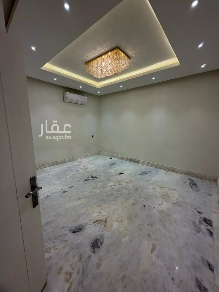 فيلا للإيجار في شارع إبراهيم بن صدقة, حي المهدية, مدينة الرياض, منطقة الرياض 21