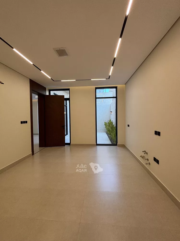 Villa for Sale in Riyadh Al Mahdiyah صورة 5