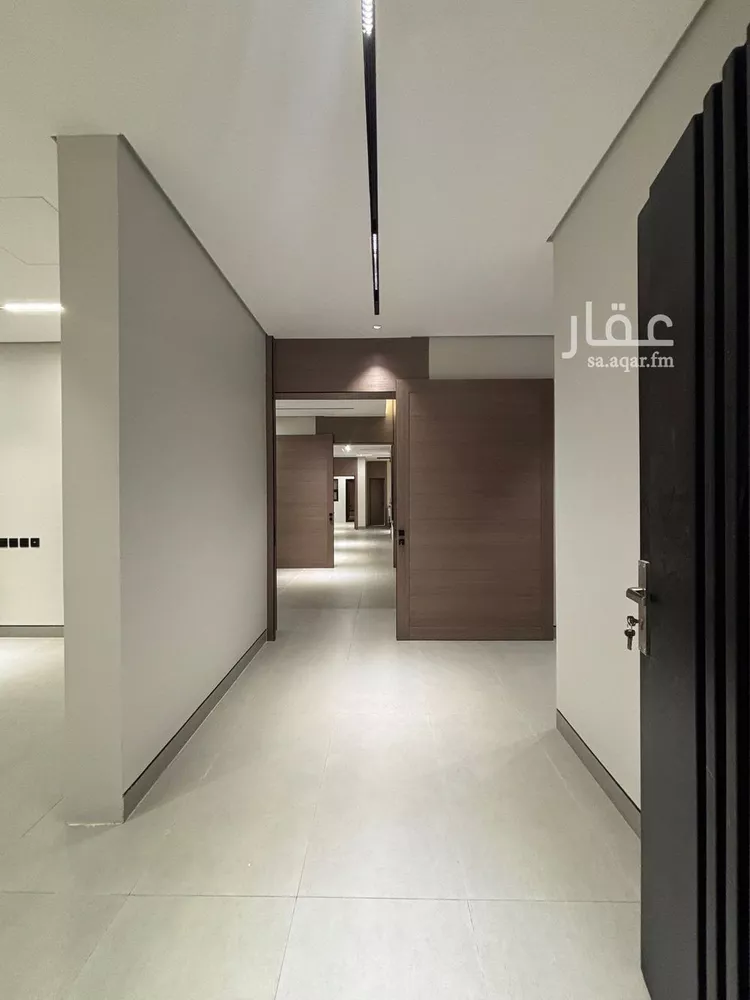 فيلا للبيع في شارع عبدالله بن إبراهيم الشرقاوي, حي المهدية, مدينة الرياض, منطقة الرياض صورة 4