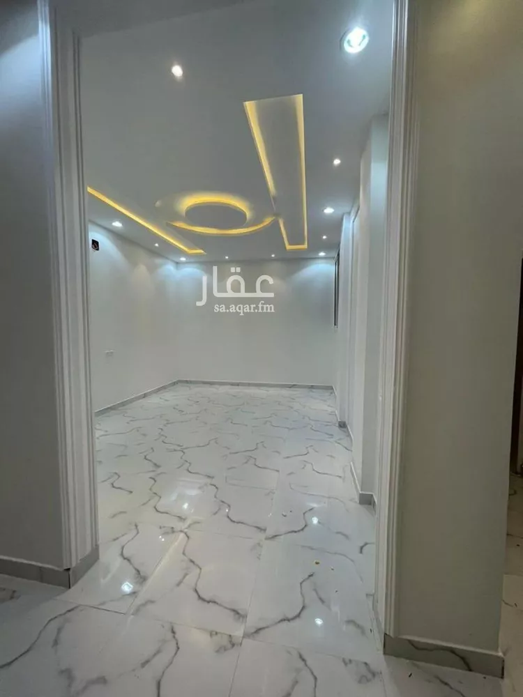 فيلا للإيجار في شارع أبي الحسن علي الجرجاني, حي المهدية, مدينة الرياض, منطقة الرياض صورة 4