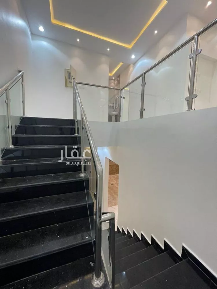 فيلا للإيجار في شارع أبي الحسن علي الجرجاني, حي المهدية, مدينة الرياض, منطقة الرياض 9